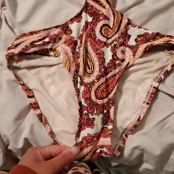 DKNY Swimsuit - Picture 3 of 4